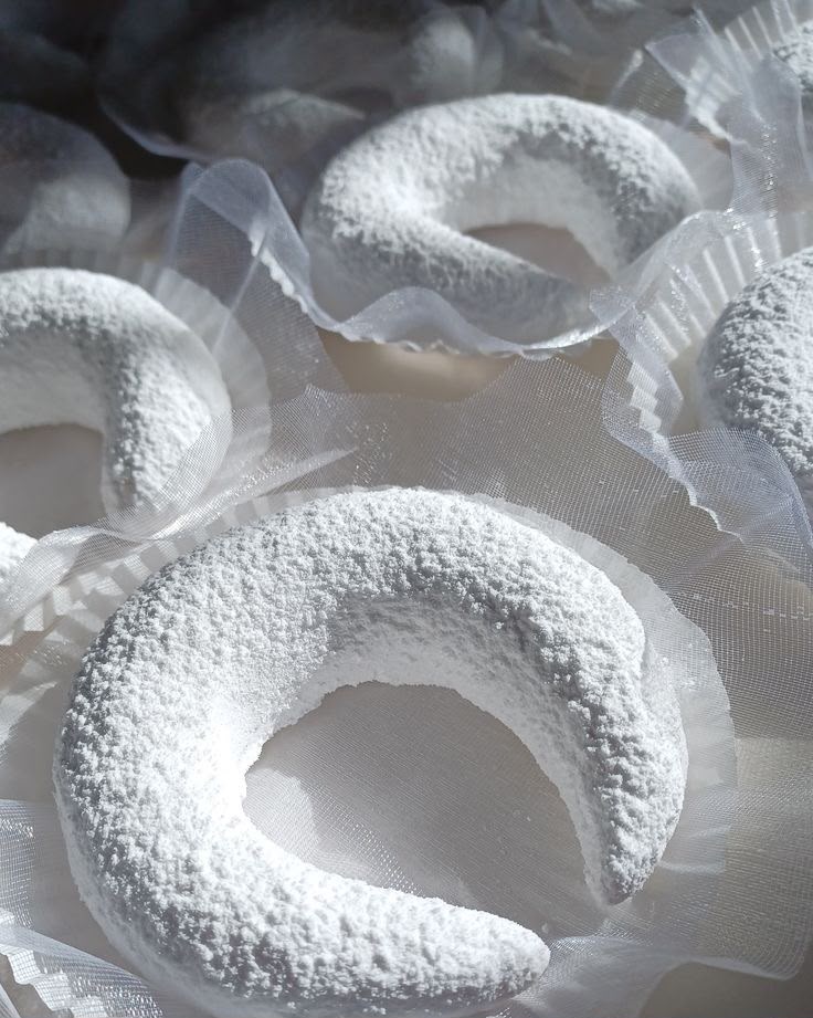 Tcharek (kaab el ghzal) — Algerian pastry