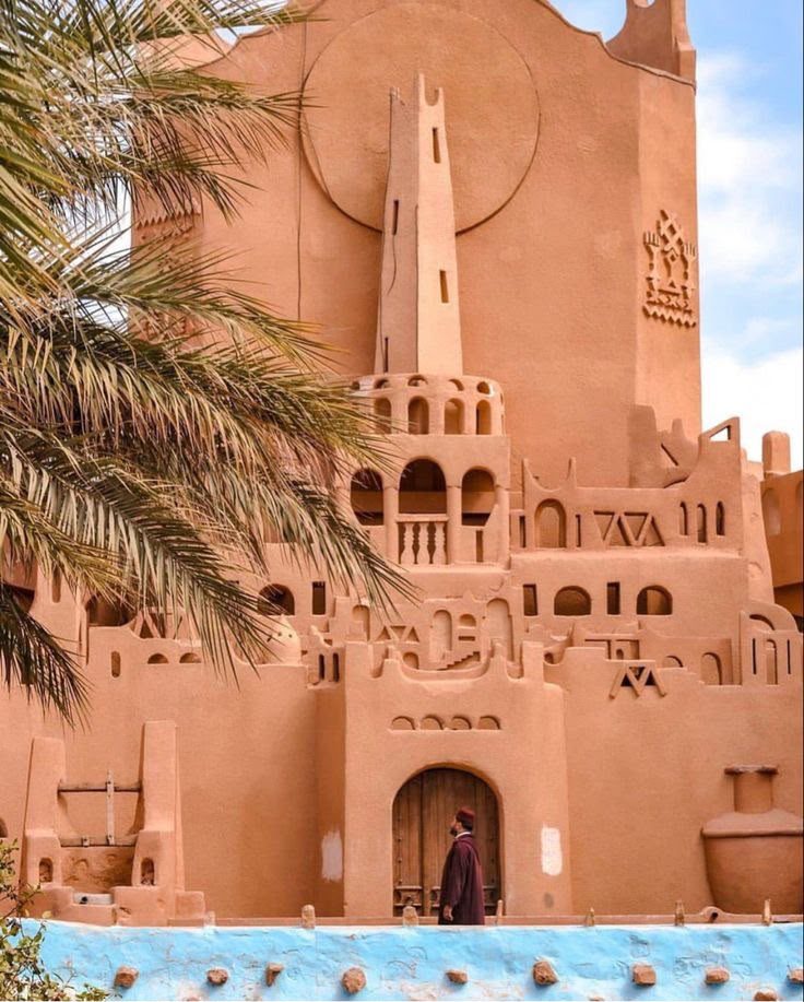 Pyramidal Mozabite minaret above the M Zab valley, Ghardaïa